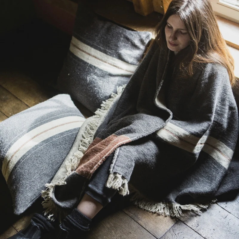 Microfiber blankets that are durable and easy to care forLuc Throw