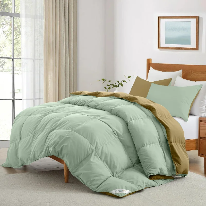 Cotton - filled comforters for a breathable and natural sleep experienceAll Season Mint Green Super Soft Reversible King Comforter Set 220x240cm with 2 Pillow Case Cotton - filled comforters for a breathable and natural sleep experienceAll Season Mint Green Super Soft Reversible King Comforter Set 220x240cm with 2 Pillow Case