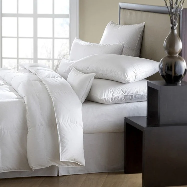 Full - size duvets for full - sized beds in guest rooms or smaller bedroomsMackenza White Down Duvets by Downright Full - size duvets for full - sized beds in guest rooms or smaller bedroomsMackenza White Down Duvets by Downright