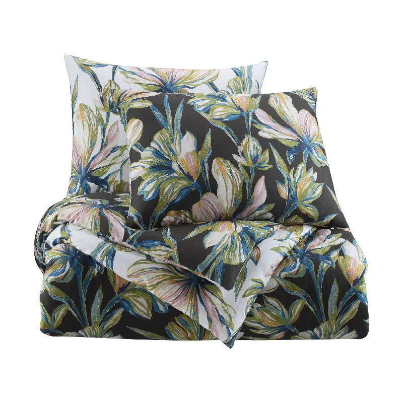 Full - size comforters suitable for full - sized beds in guest rooms or small bedroomsMartex Expression Lordes Multi Comforter Set Full - size comforters suitable for full - sized beds in guest rooms or small bedroomsMartex Expression Lordes Multi Comforter Set