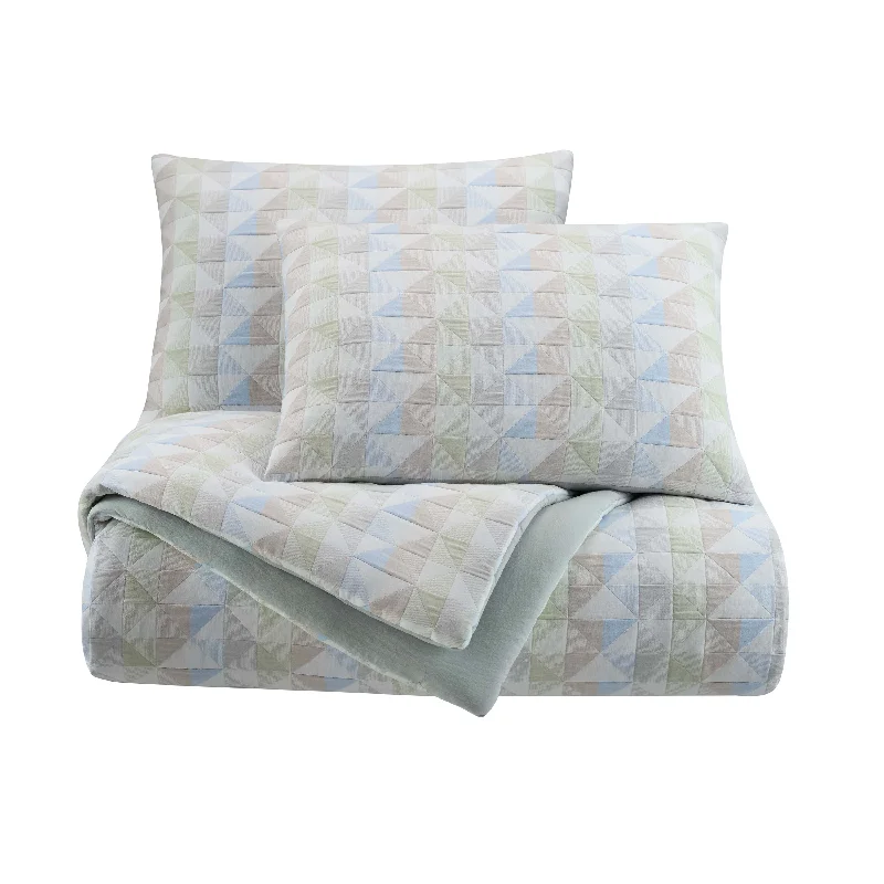 Wool - filled comforters with natural moisture - wicking and temperature - regulating featuresMartex Expression Yuma Multi Comforter Set Wool - filled comforters with natural moisture - wicking and temperature - regulating featuresMartex Expression Yuma Multi Comforter Set
