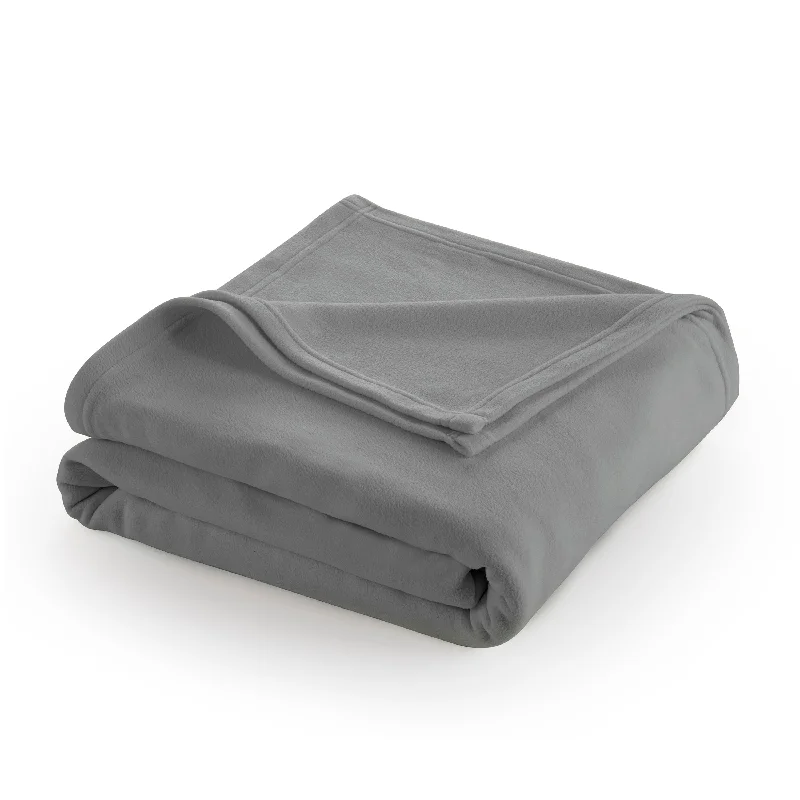 Chenille blankets with a thick and fuzzy textureMartex Super Soft Fleece Blanket