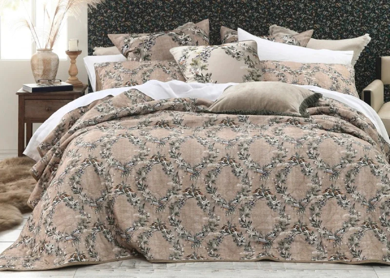 minimalist japanese style bedspreads with simple and clean linesMM Linen "Folly" Bedspread Set minimalist japanese style bedspreads with simple and clean linesMM Linen "Folly" Bedspread Set