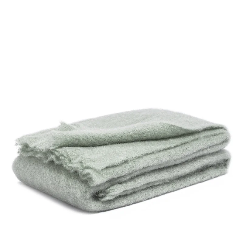 Chenille blankets with a thick and fuzzy textureMohair blanket sage