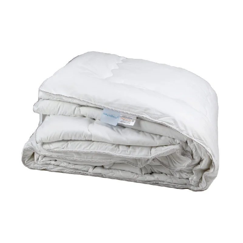 Bamboo - charcoal - filled duvets to absorb odors and regulate temperatureNature Basics Silken Touch Quilt Bamboo - charcoal - filled duvets to absorb odors and regulate temperatureNature Basics Silken Touch Quilt