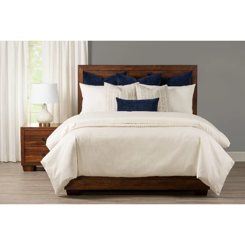 Duck down comforters with a softer feel and good warmth retentionOverall 11 Piece Supreme Set Duck down comforters with a softer feel and good warmth retentionOverall 11 Piece Supreme Set