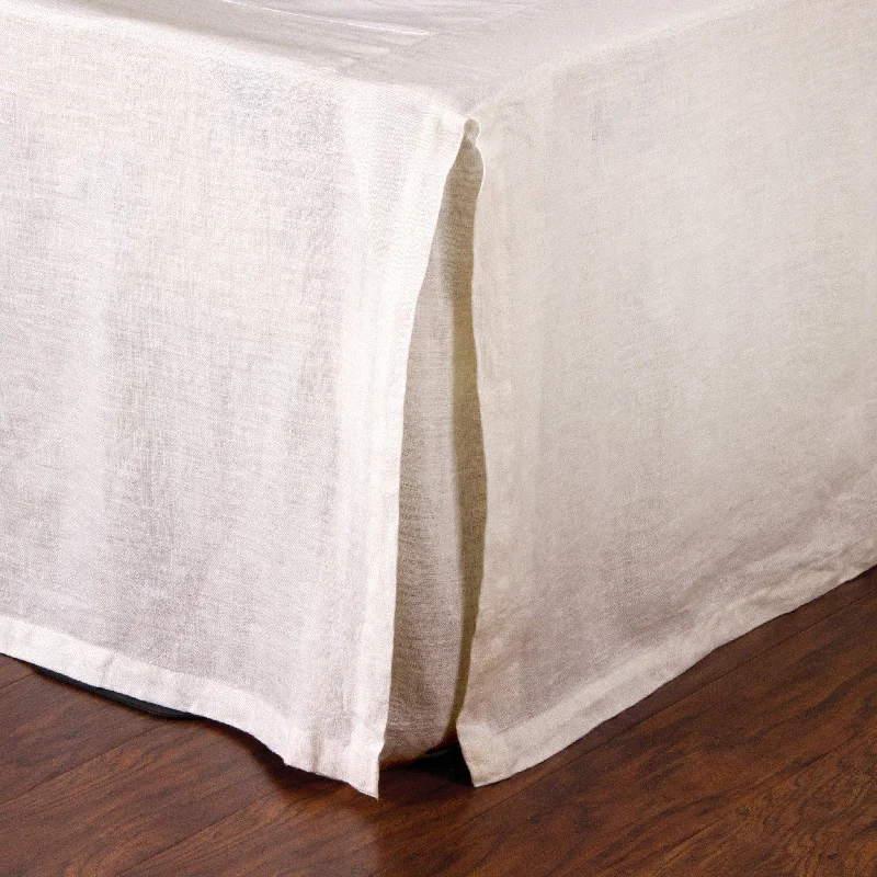 Bed skirts for beds with a fabric - covered frameBed skirts for beds with a fabric - covered framePleated Linen Bedskirt in Cream Bed skirts for beds with a fabric - covered frameBed skirts for beds with a fabric - covered framePleated Linen Bedskirt in Cream