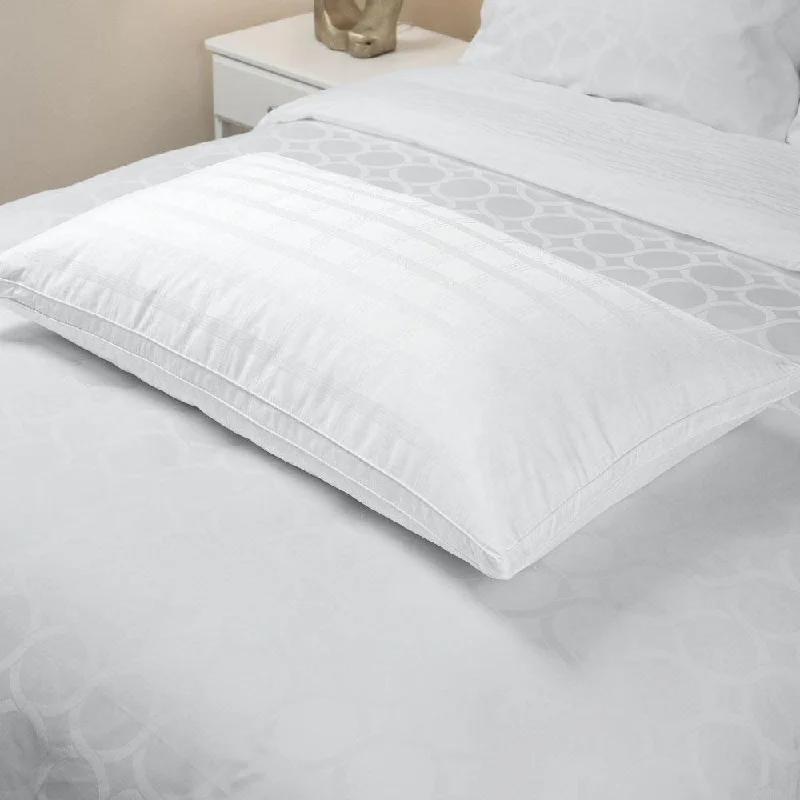 Wool - filled comforters with natural moisture - wicking and temperature - regulating featuresPrincess Feather-Down Gusset Pillow Wool - filled comforters with natural moisture - wicking and temperature - regulating featuresPrincess Feather-Down Gusset Pillow