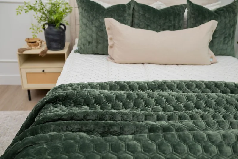 Queen - size blankets for standard - sized bedsRemington Luxe Blanket