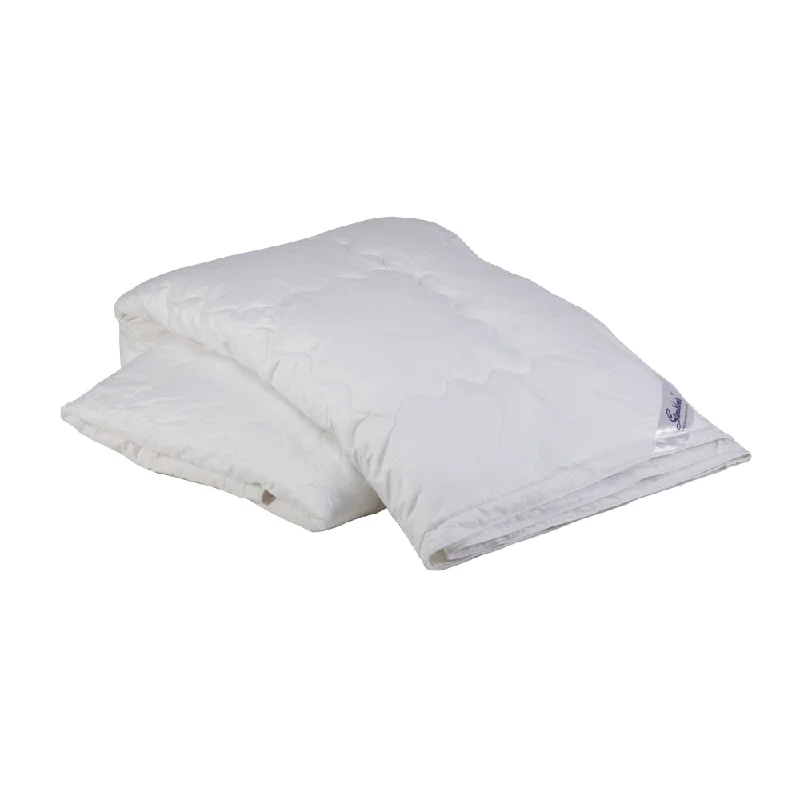 Silk - filled duvets for a luxurious and smooth sleeping experienceSnowdown Microfibre Light Quilt Silk - filled duvets for a luxurious and smooth sleeping experienceSnowdown Microfibre Light Quilt