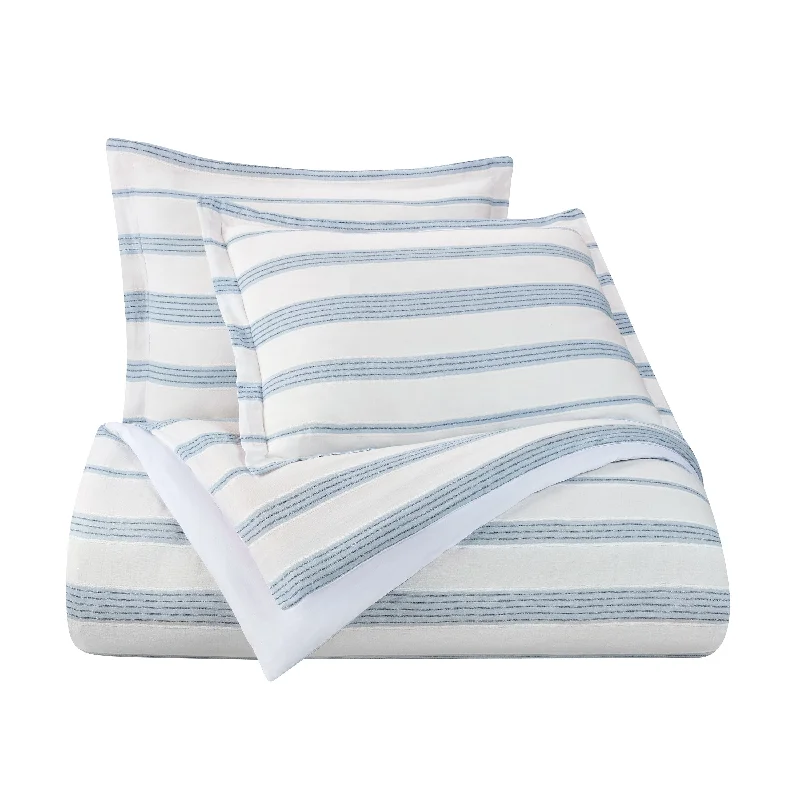 King - size comforters to fit large king - sized beds perfectlySouthern Tide Florence White/Blue Comforter Set King - size comforters to fit large king - sized beds perfectlySouthern Tide Florence White/Blue Comforter Set