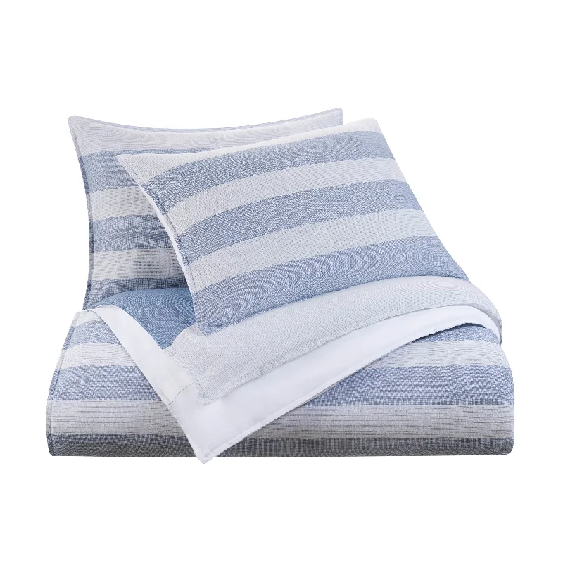 Duck down comforters with a softer feel and good warmth retentionSouthern Tide Lakeshore Blue Comforter Set Duck down comforters with a softer feel and good warmth retentionSouthern Tide Lakeshore Blue Comforter Set