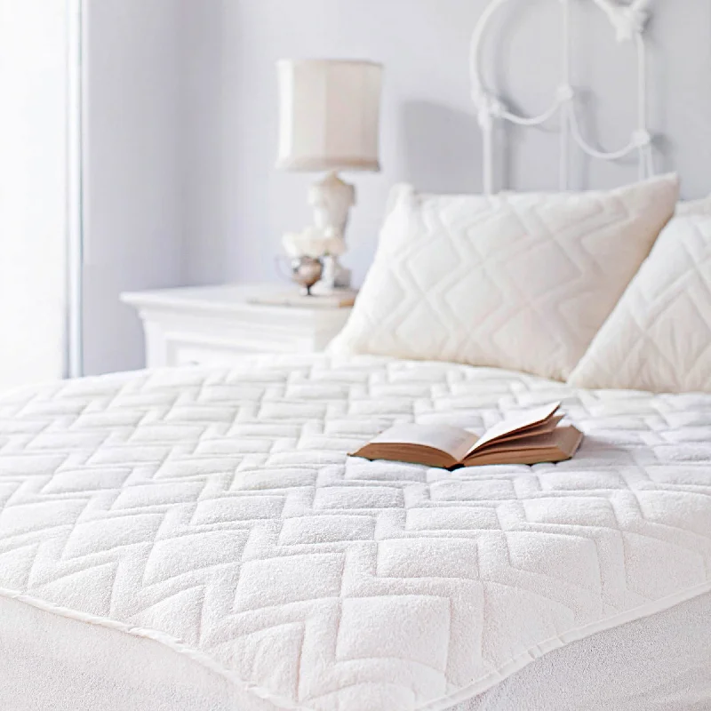 Latex mattresses with natural bounce and breathabilitySt Dormeir Fitted Mattress Protector Latex mattresses with natural bounce and breathabilitySt Dormeir Fitted Mattress Protector