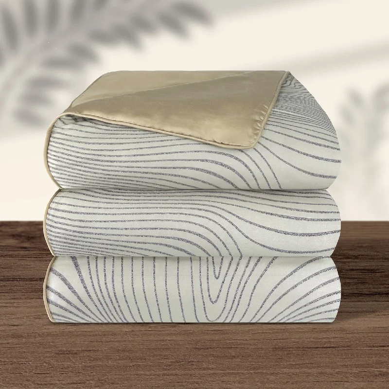 Bamboo - fiber - filled comforters with antibacterial and breathable qualitiesSuzanne Sobelle Asher Comforter Bamboo - fiber - filled comforters with antibacterial and breathable qualitiesSuzanne Sobelle Asher Comforter