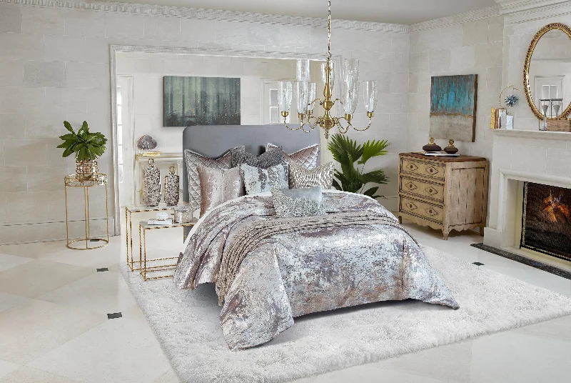 Hypoallergenic down duvets with special treatment for allergy sufferersSyros Grey Silver Duvet Hypoallergenic down duvets with special treatment for allergy sufferersSyros Grey Silver Duvet