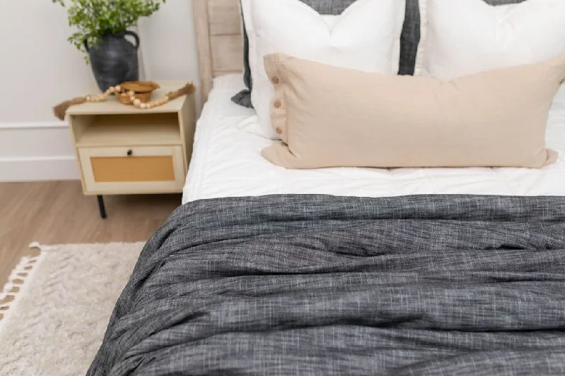 Microfiber blankets that are durable and easy to care forTaylor Luxe Blanket