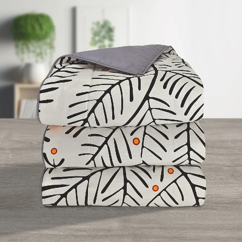 Wool - filled comforters with natural moisture - wicking and temperature - regulating featuresThe Gang Calum Comforter Wool - filled comforters with natural moisture - wicking and temperature - regulating featuresThe Gang Calum Comforter