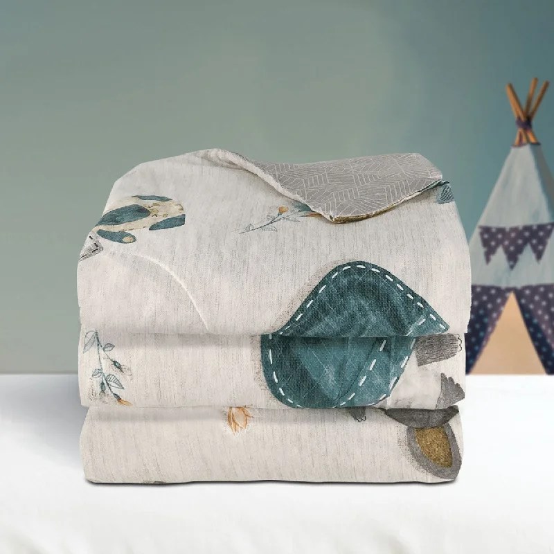 Cotton - filled comforters for a breathable and natural sleep experienceThe Gang Chuck & Jolly Comforter Cotton - filled comforters for a breathable and natural sleep experienceThe Gang Chuck & Jolly Comforter