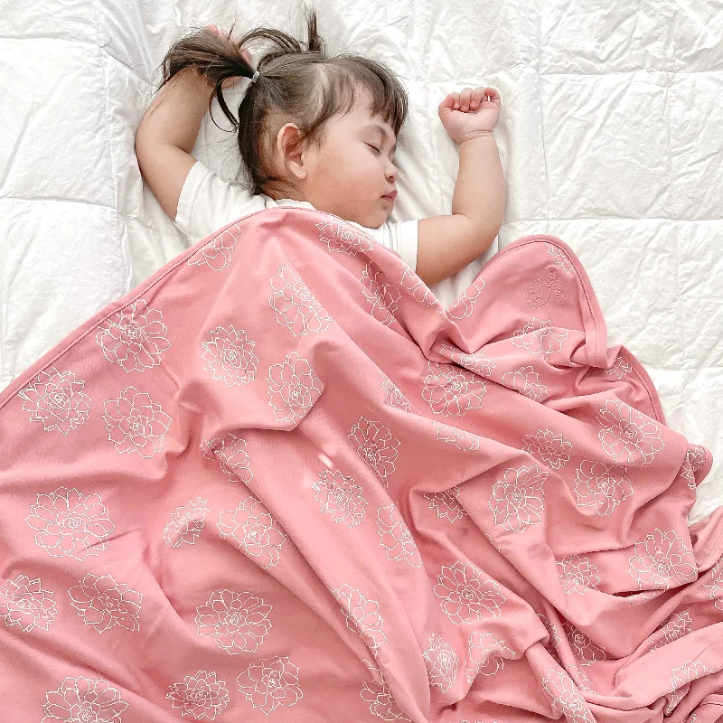 Fleece blankets for a cozy and plush textureToddler Blanket, 4 Season® Merino Wool & Organic Cotton Blanket, 52.5" x 40", Succulent Fleece blankets for a cozy and plush textureToddler Blanket, 4 Season® Merino Wool & Organic Cotton Blanket, 52.5" x 40", Succulent