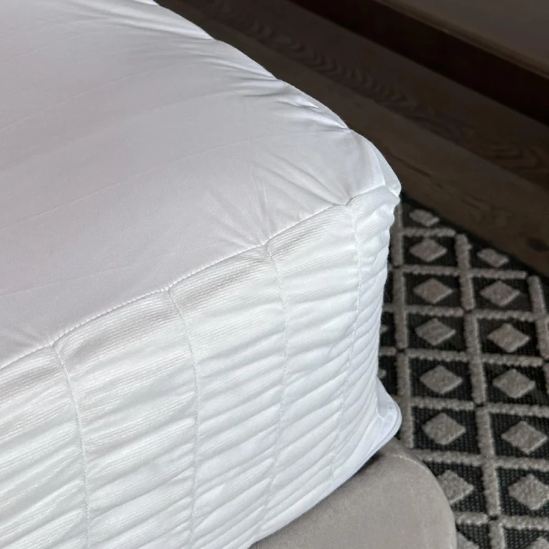 Wool - filled mattresses for natural insulation and moisture - wickingTruphe Expand-a-Grip Zippered Mattress Encasement Wool - filled mattresses for natural insulation and moisture - wickingTruphe Expand-a-Grip Zippered Mattress Encasement