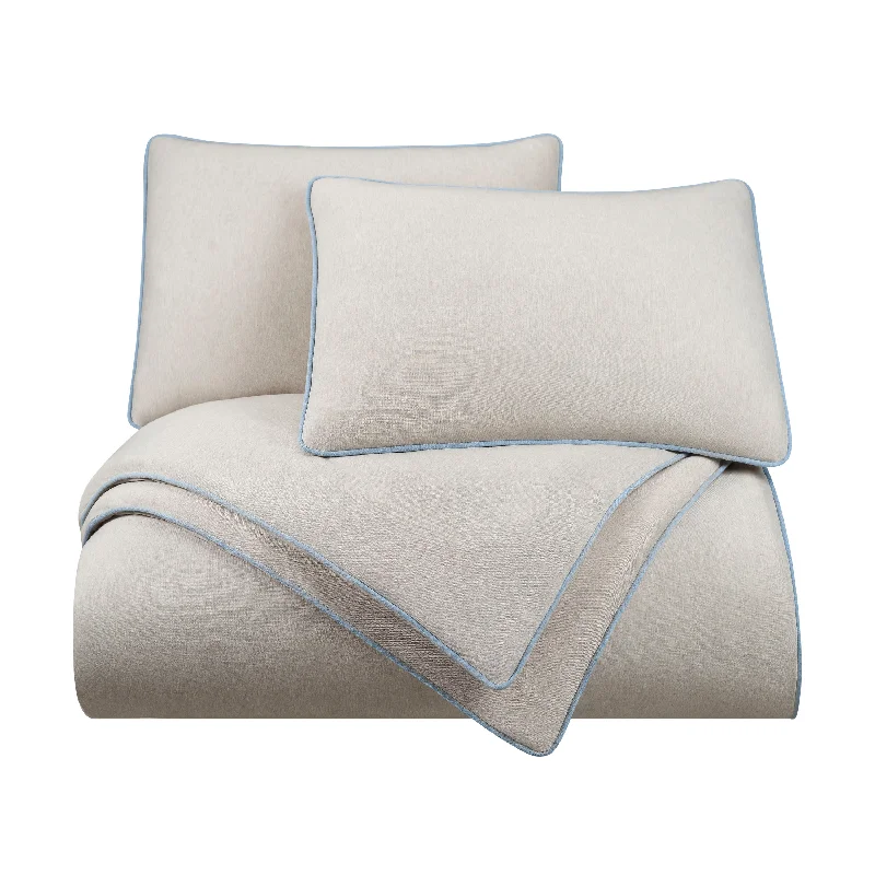 King - size comforters to fit large king - sized beds perfectlyVellux Snuggle Comforter Set