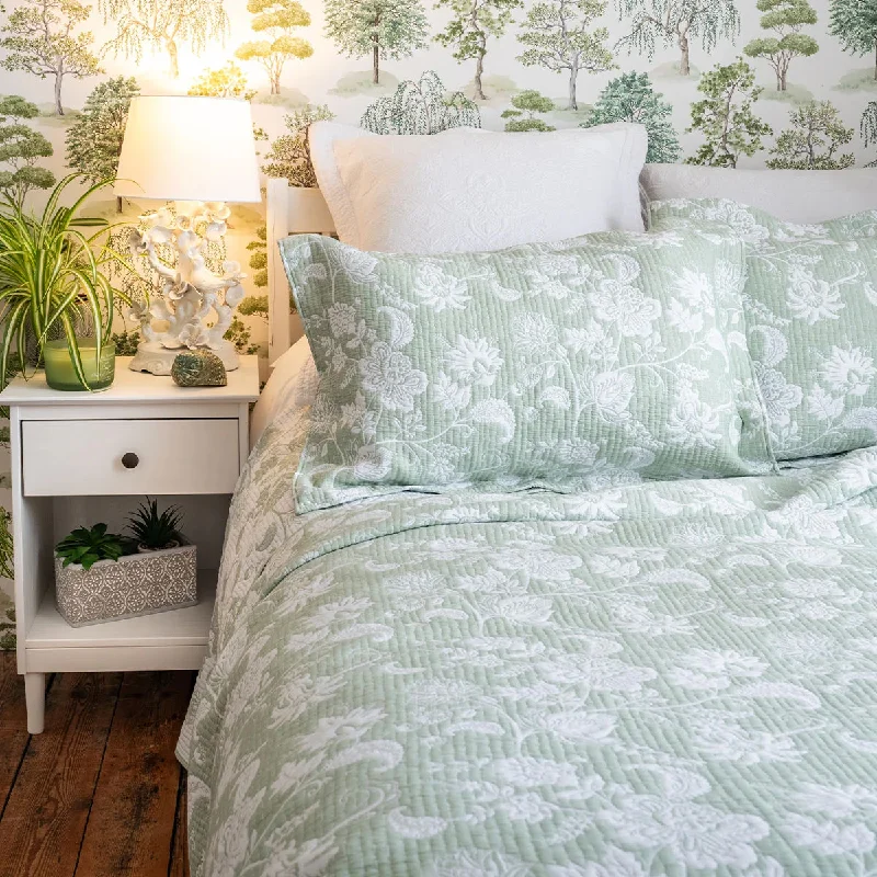 minimalist japanese style bedspreads with simple and clean linesWillow Green Bedspread minimalist japanese style bedspreads with simple and clean linesWillow Green Bedspread
