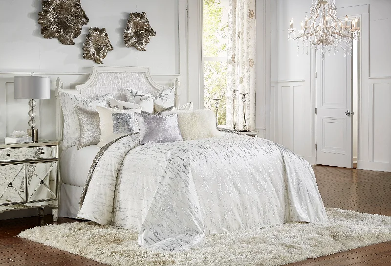 Queen - size duvets suitable for standard queen - sized mattressesZilar White Velvet Duvet Queen - size duvets suitable for standard queen - sized mattressesZilar White Velvet Duvet