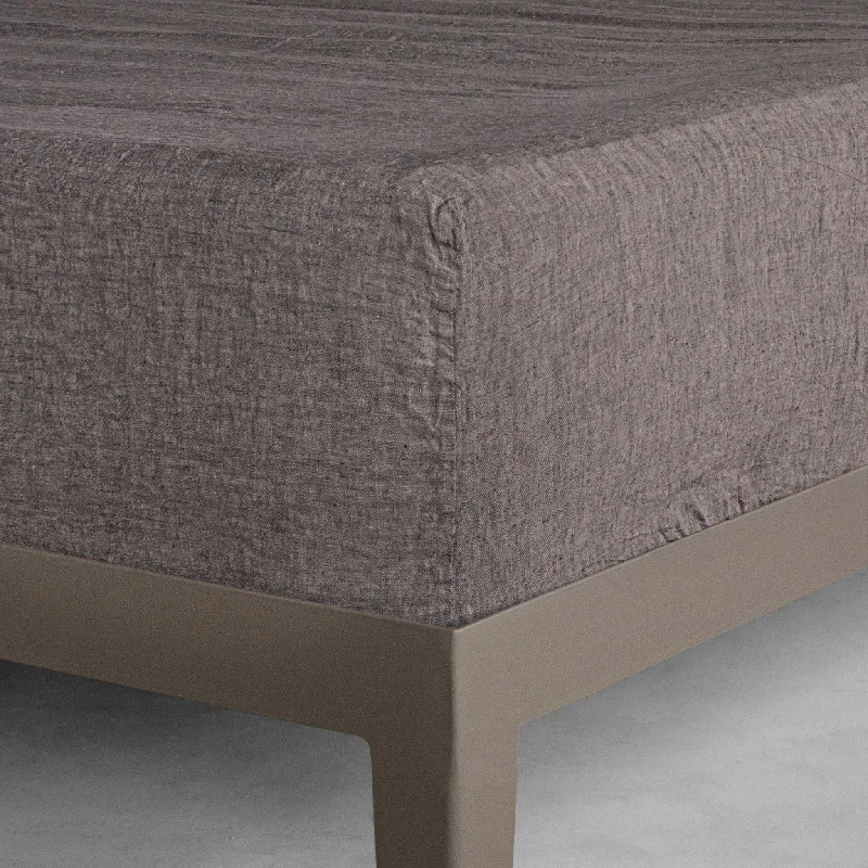 Hypoallergenic Silk Sheets for Sensitive SleepersBasix Linen Fitted Sheet - Nox