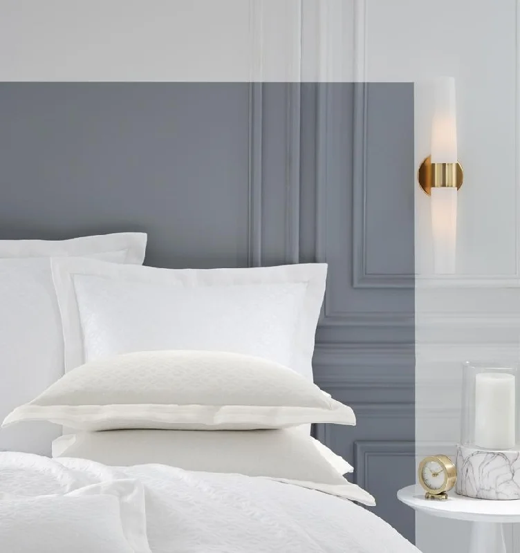 Hypoallergenic Silk Sheets for Sensitive SleepersGiza 45 Quattro Ivory Bedding by Sferra Hypoallergenic Silk Sheets for Sensitive SleepersGiza 45 Quattro Ivory Bedding by Sferra