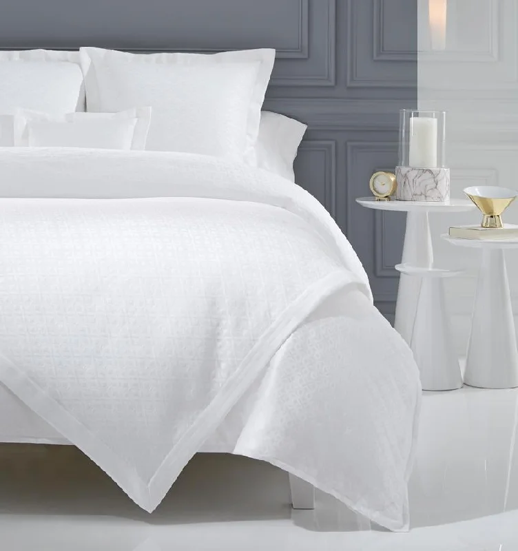 Sheet Sets with Multiple Pillowcase OptionsWhite Giza 45 Quattro Coverlets by Sferra Sheet Sets with Multiple Pillowcase OptionsWhite Giza 45 Quattro Coverlets by Sferra