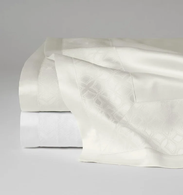 Flat Sheets with a High - Quality Finish for a Luxurious LookIvory Giza 45 Quatrefoil Sheet Set by Sferra Flat Sheets with a High - Quality Finish for a Luxurious LookIvory Giza 45 Quatrefoil Sheet Set by Sferra