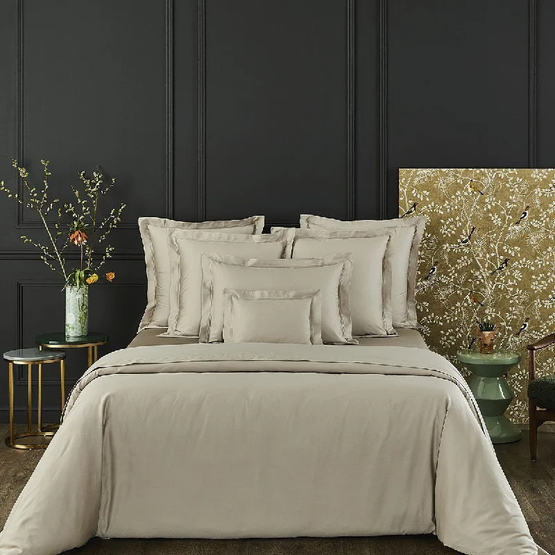 Jersey - Knit Sheets for a Comfortable and Casual BedTriomphe Sheeting by Yves Delorme Jersey - Knit Sheets for a Comfortable and Casual BedTriomphe Sheeting by Yves Delorme